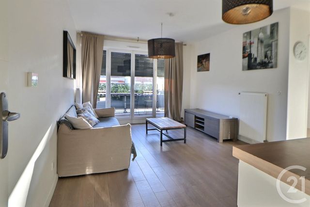 Appartement F2 à vendre - 2 pièces - 42.99 m2 - AULNAY SOUS BOIS - 93 - ILE-DE-FRANCE - Century 21 Dossimmo