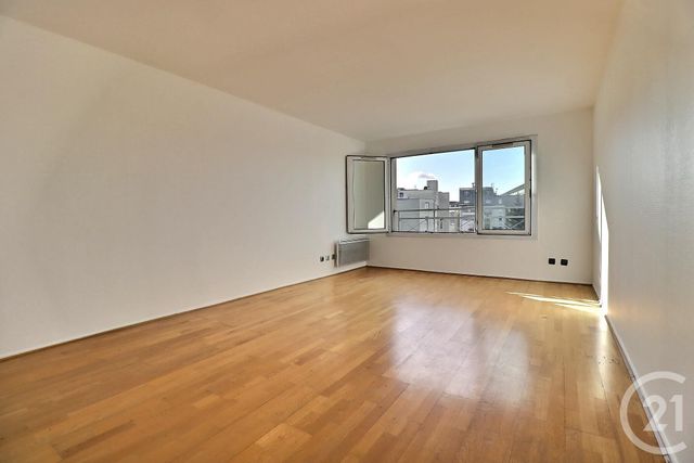 Appartement F2 à vendre - 2 pièces - 47.66 m2 - STAINS - 93 - ILE-DE-FRANCE - Century 21 Dossimmo